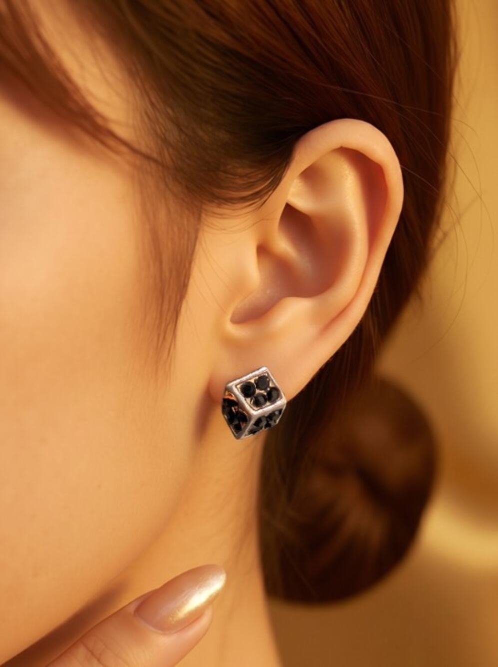 Sterling Silver Black Cubic Zirconia Stud Earrings Beautiful Sparkle 3D